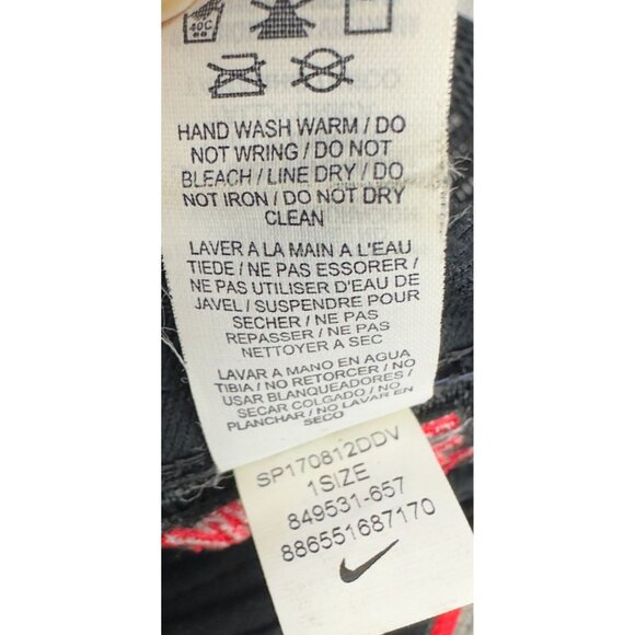 Nike Cap Adults 1 Size Red Black Classic 99 Dri-Fit Mesh Back Embroidered Swoosh - Picture 13 of 13